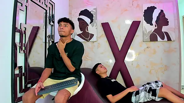 COUPLES BOYS online show from 02-20-26, 01:24