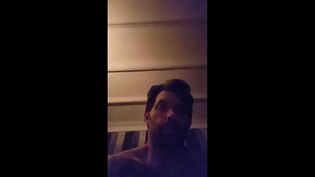 Snapshot of Denisxsxs chatting on 01-05-26, 11:08 Denisxsxs online show from 01-05-26, 11:08