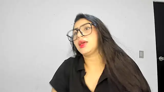 Snapshot of ROUS_SWEET_ chatting on 12-22-25, 02:25 ROUS SWEET online show from 12-22-25, 02:25