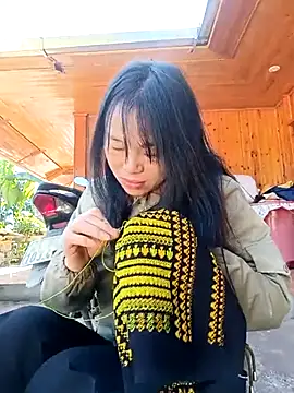 flooora online show from 11-29-25, 02:58