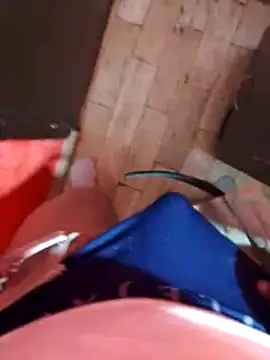 Snapshot of cristian112090 chatting on 12-02-25, 09:10 cristian112090 online show from 12-02-25, 09:10