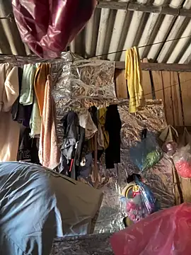 Snapshot of Thaoem chatting on 11-27-25, 04:58 Thaoem online show from 11-27-25, 04:58