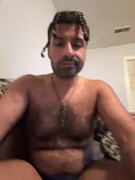 Chrisd3195 online show from 05-01-26, 03:55