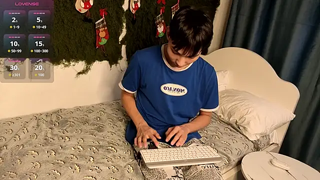 Snapshot of swiftpocket1 chatting on 01-08-26, 10:12 swiftpocket1 online show from 01-08-26, 10:12