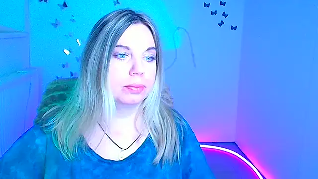 Amanda Swannn online show from 04-06-26, 05:52