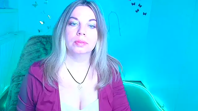 Amanda Swannn online show from 04-21-26, 06:01