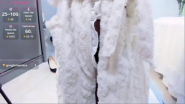 Wan-Yun-520 online show from 03-29-26, 02:22