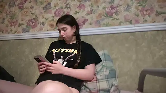 Aphr0ditee online show from 05-30-26, 06:05