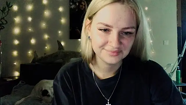 Snapshot of Whitehex666 chatting on 12-02-25, 03:40 Whitehex666 online show from 12-02-25, 03:40