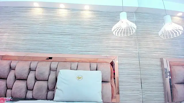 Snapshot of claire_bonny chatting on 11-29-25, 06:44 claire bonny online show from 11-29-25, 06:44