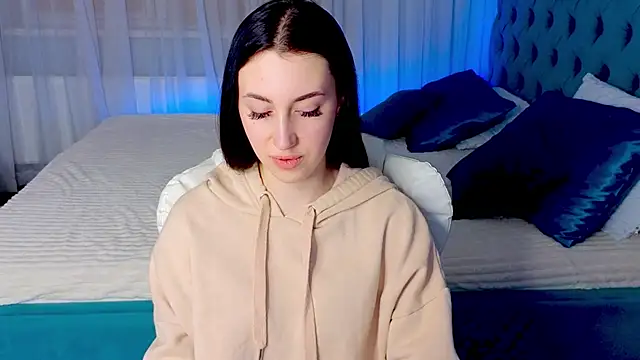 Snapshot of Miss__Linn chatting on 02-03-26, 03:06 Miss Linn online show from 02-03-26, 03:06