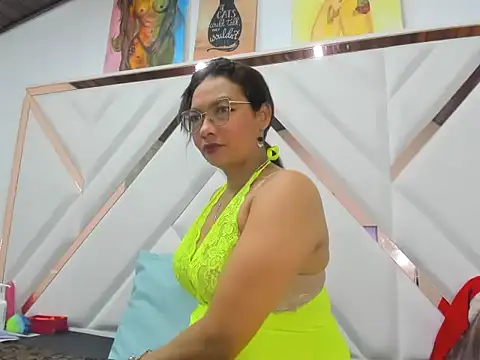 Snapshot of Valeria_gil_ chatting on 12-03-25, 11:36 Valeria gil online show from 12-03-25, 11:36