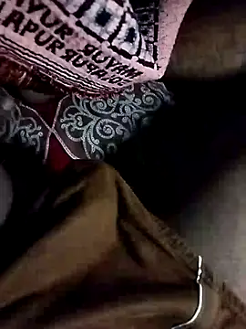 Snapshot of lustyy_boy chatting on 12-02-25, 05:19 lustyy boy online show from 12-02-25, 05:19