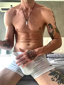 Snapshot of Tesudo034 chatting on 12-05-25, 12:47 Tesudo034 online show from 12-05-25, 12:47