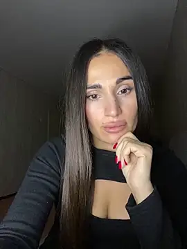 Snapshot of MonikaSi chatting on 12-20-25, 03:41 MonikaSi online show from 12-20-25, 03:41