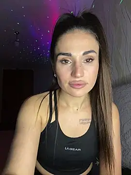 Snapshot of MonikaSi chatting on 02-06-26, 09:29 MonikaSi online show from 02-06-26, 09:29