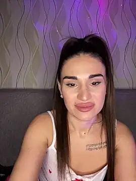 Snapshot of MonikaSi chatting on 02-24-26, 07:23 MonikaSi online show from 02-24-26, 07:23