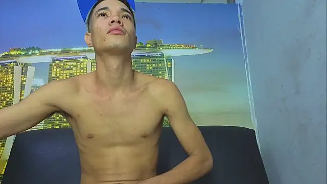 Snapshot of Melanny-hot-tonny chatting on 12-14-25, 06:41 Melanny-hot-tonny online show from 12-14-25, 06:41