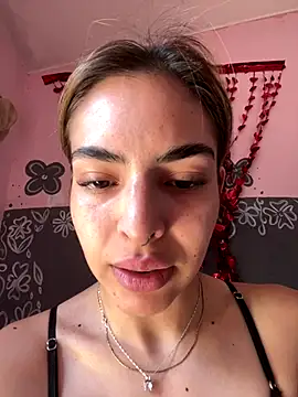 Snapshot of CammyyDomm chatting on 11-28-25, 02:53 CammyyDomm online show from 11-28-25, 02:53