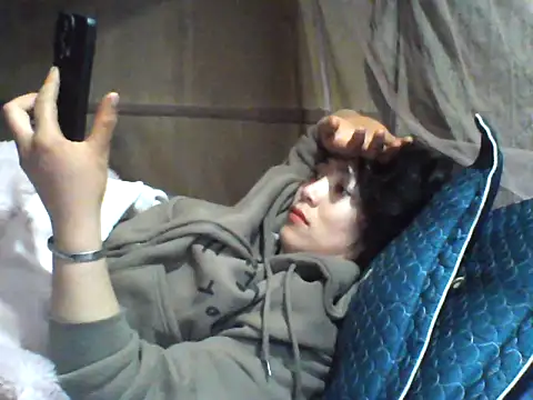 Snapshot of Alibabapi chatting on 02-14-26, 06:54 Alibabapi online show from 02-14-26, 06:54