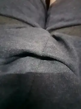 Snapshot of tratranztranz4 chatting on 11-28-25, 02:36 tratranztranz4 online show from 11-28-25, 02:36