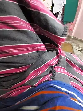 Yth24 online show from 11-30-25, 03:21