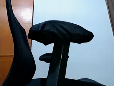 Snapshot of vitorbigpack chatting on 01-18-26, 12:14 vitorbigpack online show from 01-18-26, 12:14