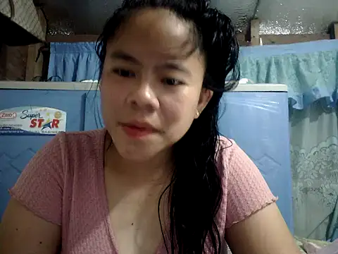 Snapshot of xxdreamgirl69 chatting on 06-30-26, 10:33 xxdreamgirl69 online show from 06-30-26, 10:33
