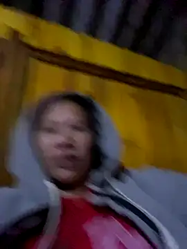 Snapshot of LeoPet2x chatting on 11-29-25, 02:09 LeoPet2x online show from 11-29-25, 02:09