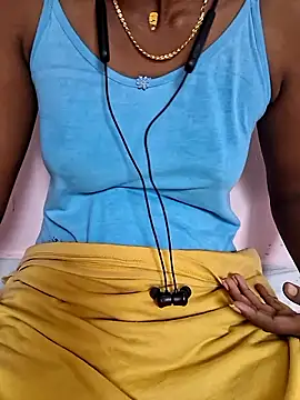 Snapshot of Tamil_Laksh chatting on 12-22-25, 06:54 Tamil Laksh online show from 12-22-25, 06:54