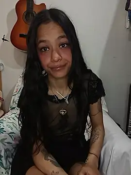 Emma Everett online show from 12-02-25, 12:32