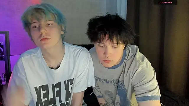 Snapshot of miya_meow_miku chatting on 12-14-25, 06:45 miya meow miku online show from 12-14-25, 06:45