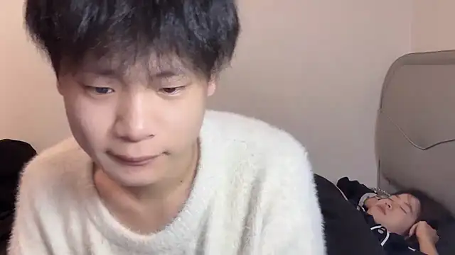 xiaohui660 online show from 12-17-25, 04:02