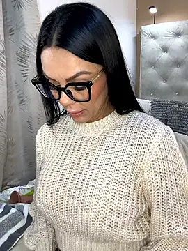 SofhiaTaylor online show from 01-10-26, 12:56