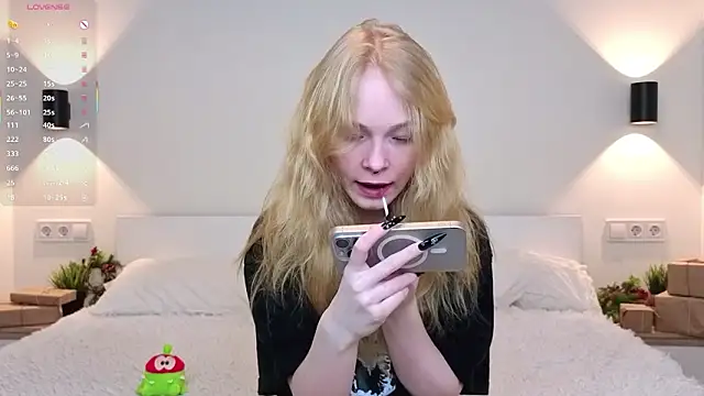 Snapshot of GhisllaineWestler chatting on 02-03-26, 04:21 GhisllaineWestler online show from 02-03-26, 04:21