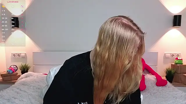 Snapshot of GhisllaineWestler chatting on 03-02-26, 05:08 GhisllaineWestler online show from 03-02-26, 05:08