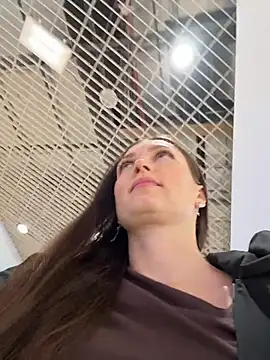 Snapshot of ZaraHill chatting on 12-04-25, 03:49 ZaraHill online show from 12-04-25, 03:49