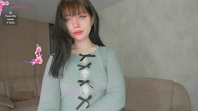 Snapshot of JaneMolane chatting on 05-21-26, 05:14 JaneMolane online show from 05-21-26, 05:14