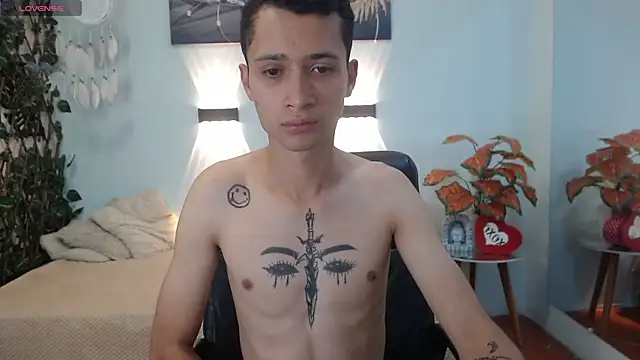 Snapshot of LucassSmith11 chatting on 12-16-25, 11:26 LucassSmith11 online show from 12-16-25, 11:26