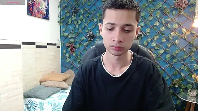 LucassSmith11 online show from 04-17-26, 08:01