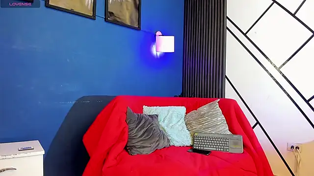 Snapshot of Sky_Rivers chatting on 12-02-25, 03:34 Sky Rivers online show from 12-02-25, 03:34