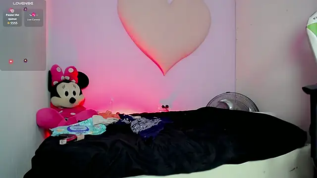 Mishell hot  online show from 12-02-25, 07:53