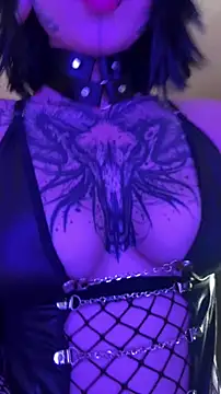 Snapshot of AryRousse chatting on 12-04-25, 11:13 AryRousse online show from 12-04-25, 11:13