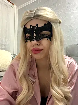 Snapshot of s4rah chatting on 12-01-25, 03:50 s4rah online show from 12-01-25, 03:50