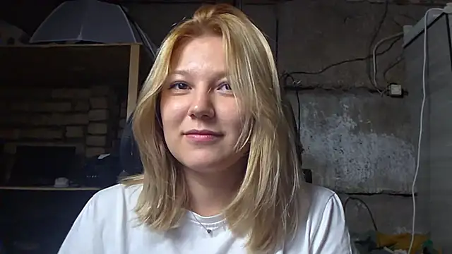 ShinyJules online show from 08-08-26, 08:38
