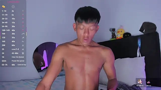 santinaughty online show from 04-11-26, 08:46