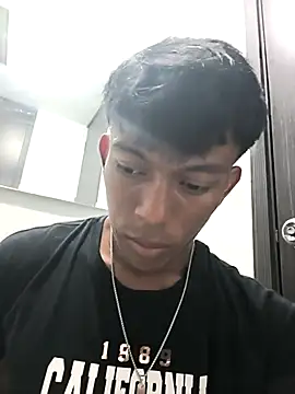 santinaughty online show from 04-15-26, 01:01