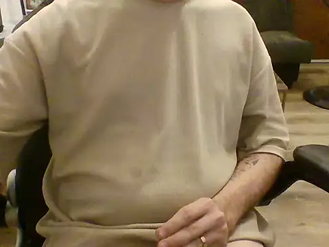 Lhagus97 online show from 12-19-25, 12:50