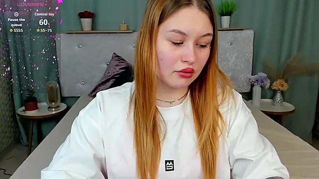 MilanaXHoney online show from 02-28-26, 01:06