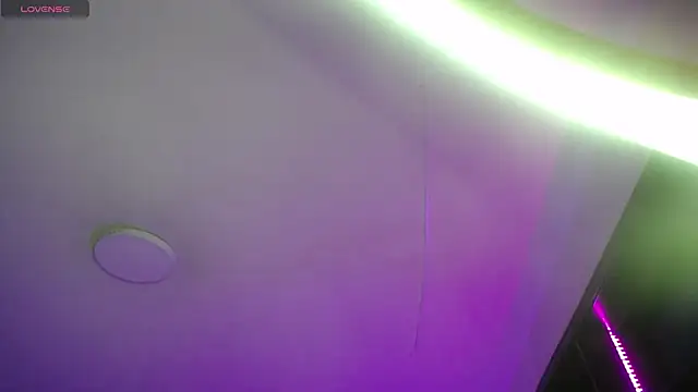  Emmaa x online show from 12-18-25, 02:06